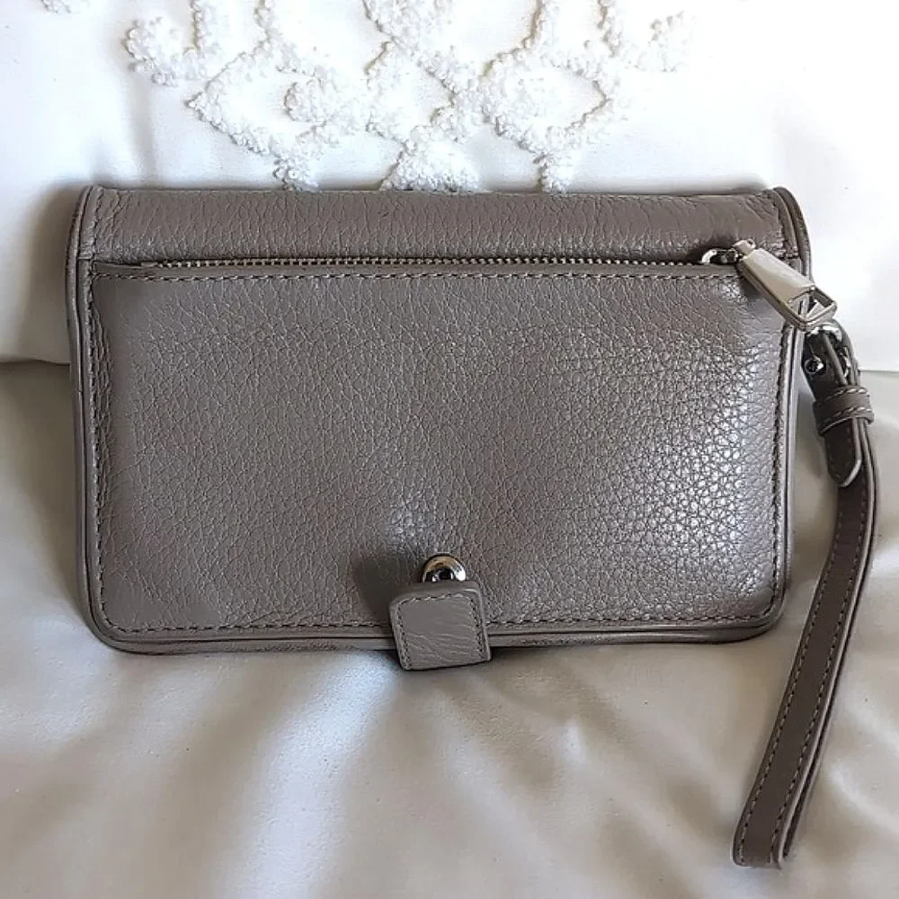 Tory Burch Britten Smartphone Bi-Fold Leather Wallet/Wristlet🩶Gray